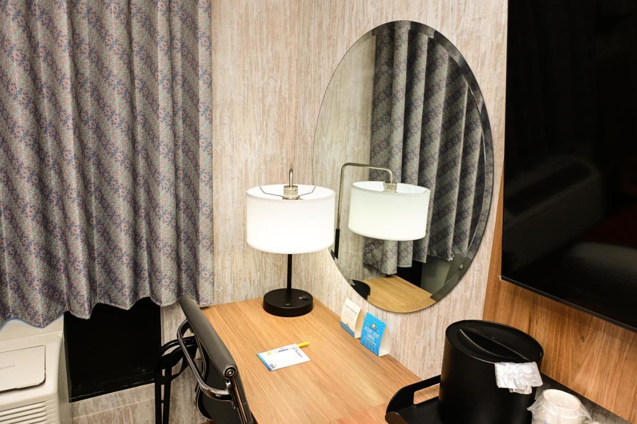 Days Inn By Wyndham Bronx Nyc Nowy Jork Zewnętrze zdjęcie